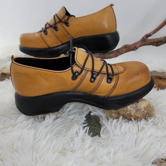 Dansko Janika mustard color chunky slip on Oxford Style shoes - Picture 1 of 16